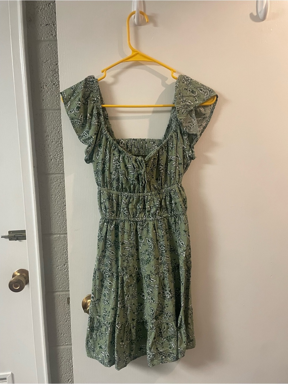 Women's Green Floral Smocked Sundress